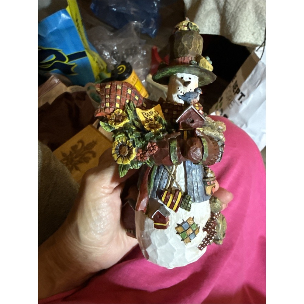 Friendly Folk "Feed the Birds" 2000 Susan Winget Snowman Resin Figurine 838803